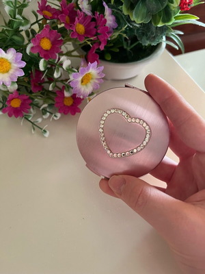 Καθρεφτάκι ροζ καινούργιο με καρδούλα και στρας