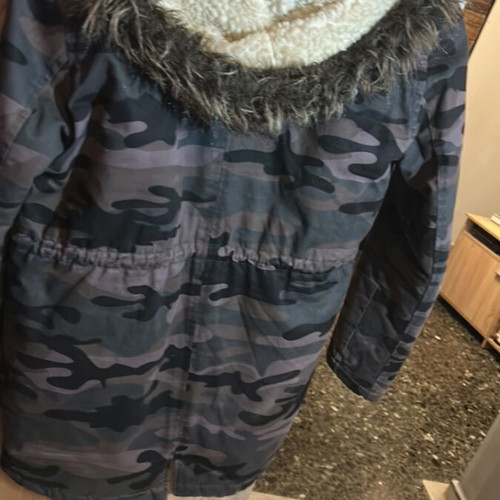 Jacket camouflage with hood, used, size S, green