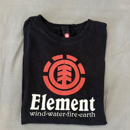 Element T shirt used, size small, black and red