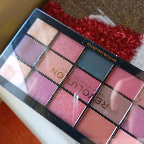 Revolution palette new