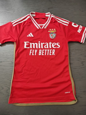 Benfica jersey size xsmall like new