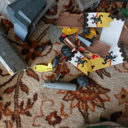 Playmobil 4865 The Great Castle of the Lion Knights used