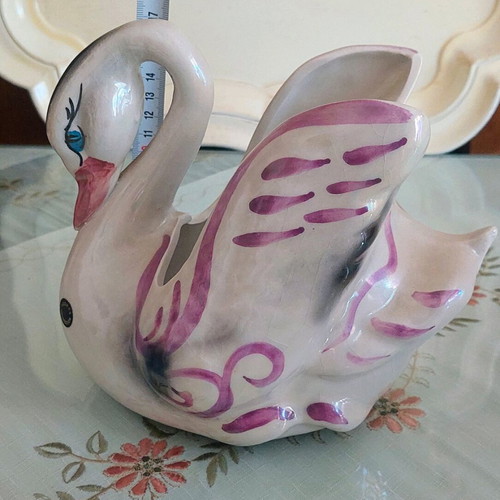 Decorative porcelain swan like new