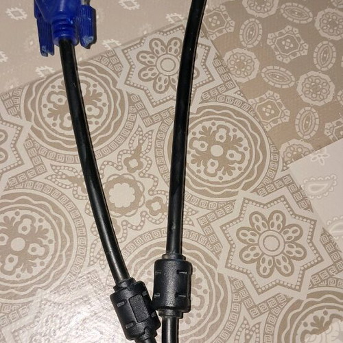 Computer cable used, length 1.45 meters