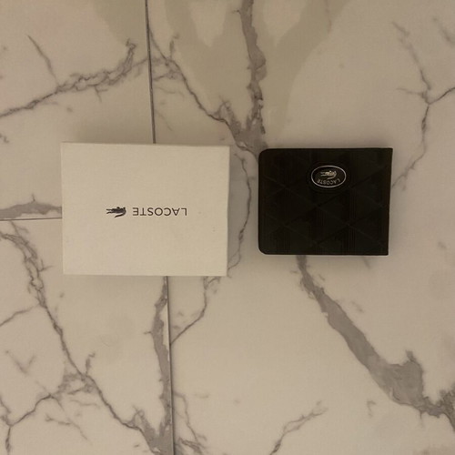 Lacoste wallet new condition