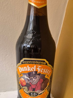 Wychwood Dunkel Fester dark beer bottle, collectible