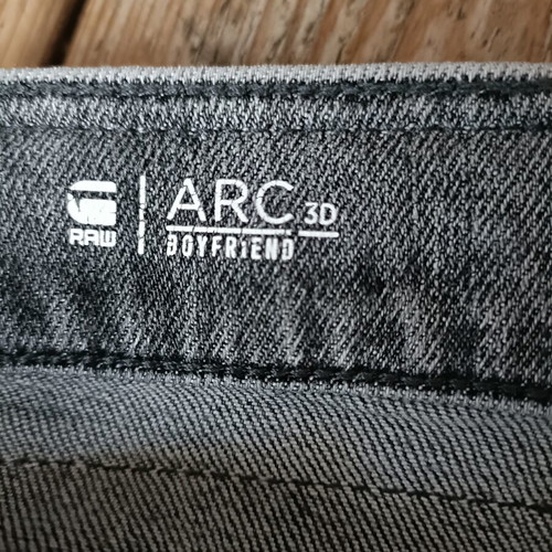G-Star Raw Arc 3D boyfriend jeans, size 29, grey