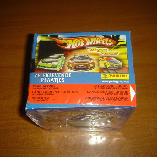 Panini Hot Wheels Mega Race κουτί με 50 φακελάκια αυτοκόλλητα καινούργιο