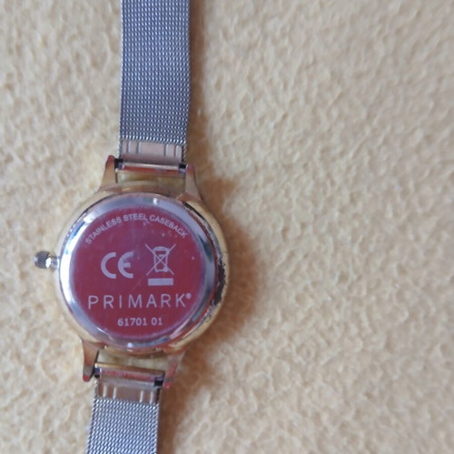 Primark wristwatch model 61701 01, steel mesh strap, unisex