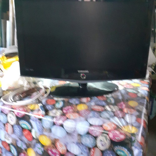 Samsung 32-inch HD TV with decoder
