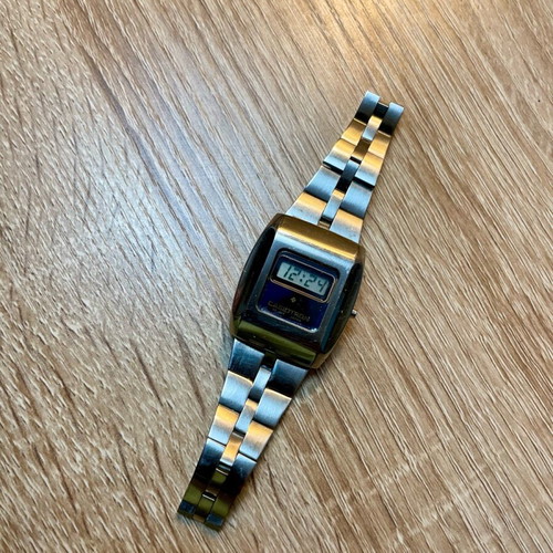 Casio Casiotron Vintage women's used blue watch with Fishbone bracelet