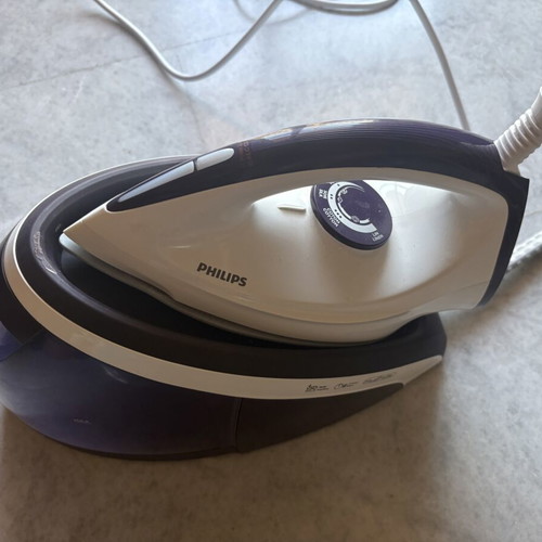 Philips steam iron used, functional