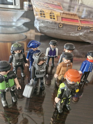 Φιγούρες Playmobil σαν καινούργιες