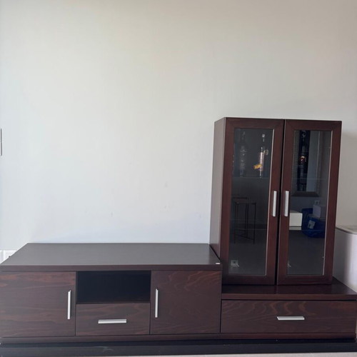 Living room unit like new, 3 pieces with glass cabinets