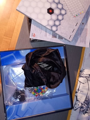 Kaissa Mensa board game used with minor box wear