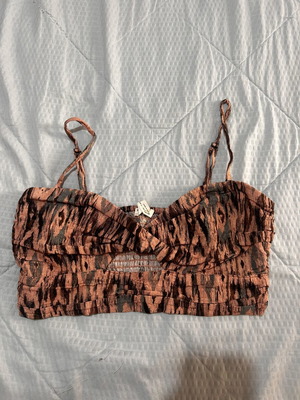 Crop top Pull & Bear with animal print size L like new
