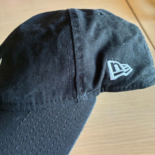 New Era baseball cap black like new with minimal white embroidered logo
