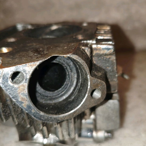 Honda C50 6V 72cm cylinder head like new
