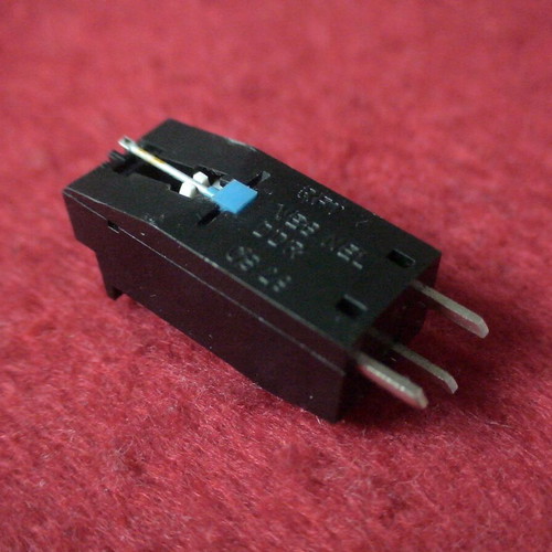 RFT VEB NEL DDR CS 29 / CS 24 ceramic phono cartridge used