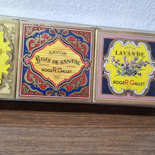Roger & Gallet Guest Soap boxed like new with lavender, rose, orchid, fougere scents