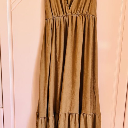 Long dress like new, brown, size M/L