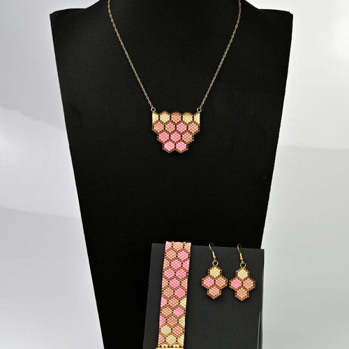 Coral Tenderness Set custom made with bracelet, necklace and earrings