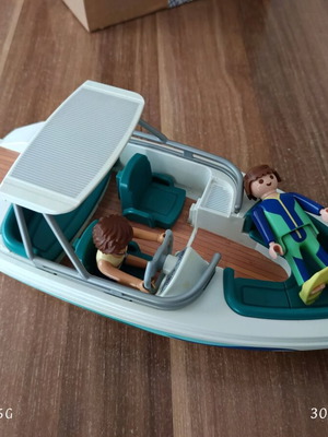 Playmobil no 6981 used with missing parts