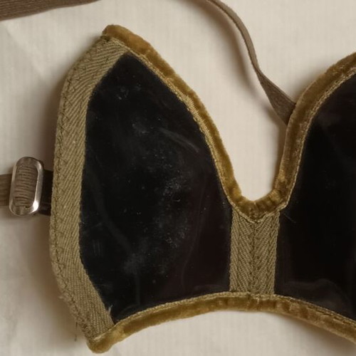 Collectible military commando glasses used, fabric and plastic 1960-65