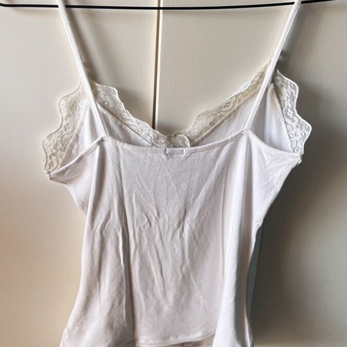 Top with lace size 40 white used