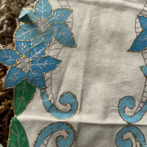 Table linen like new 77x46 cm with 2 hand-painted napkins 48x22 cm