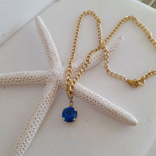 Necklace with blue crystal and gold chain new