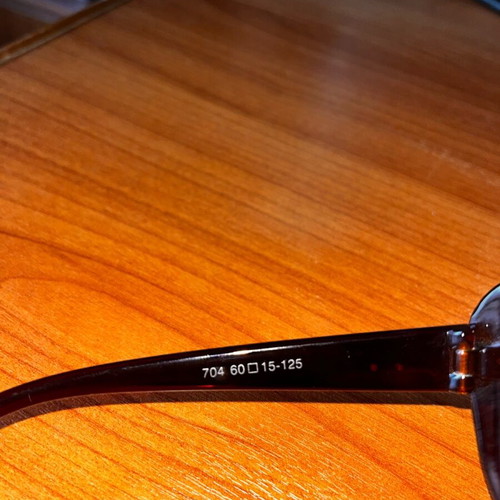 Dior sunglasses like new