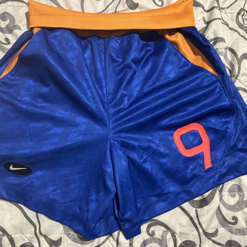 Nike shorts like new, blue and yellow, size S