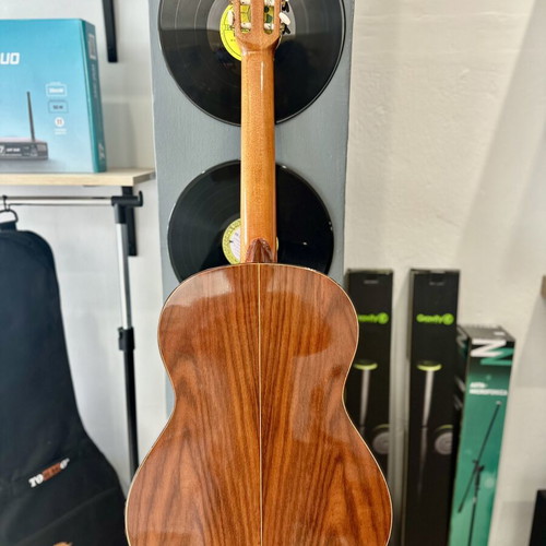 Alhambra 4PX classical guitar 1981 solid top like new with original case