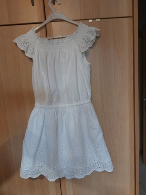 Benetton white dress for girl 7-8 years like new with lace details