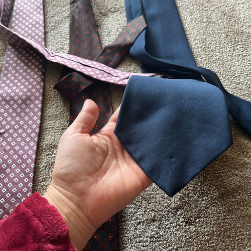 Set of 5 Manetti and other brand ties like new, multicolored