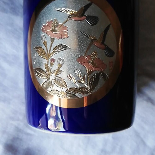 Japanese vase used with chokin technique, blue