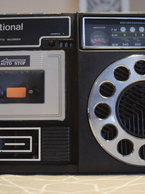 Κασετόφωνο , Vintage .International 3 BAND RADIO CASSETTE RECORDER AC-BATTERY