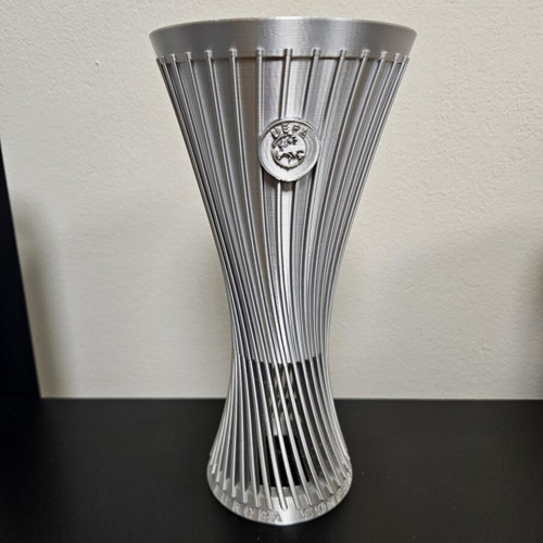 Αντίγραφο τροπαίου UEFA Europa Conference League 2024 Ολυμπιακός