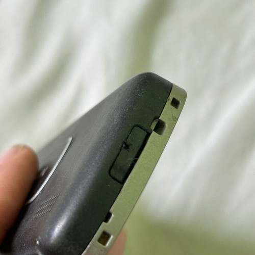 Nokia 6210 Navigator phone used, no battery, locked to operator