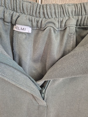 Helmi trouser size L loose fit baggy pistachio color button missing