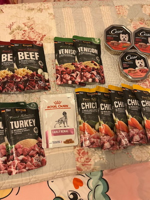 Τροφές σκύλου καινούργιες, πακέτο 16 τεμαχίων