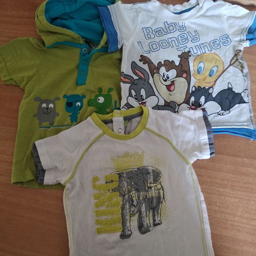 Short-sleeve t-shirts used, set of 3 for boy about 1 year old