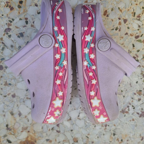 Crocs for girl size 20-21 used