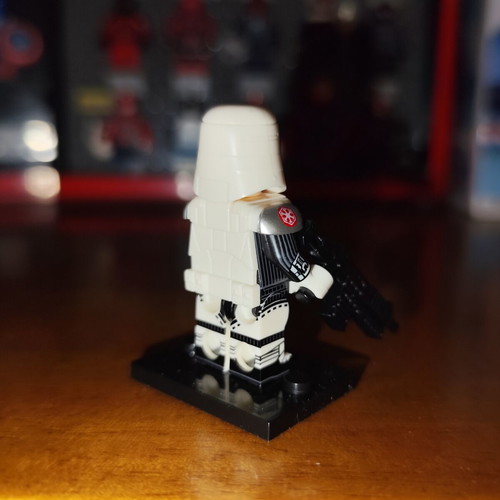 Imperial Soldier Star Wars minifigure with blaster and armor