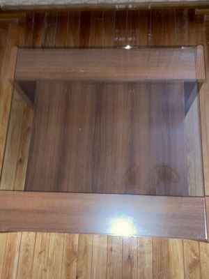Coffee table used