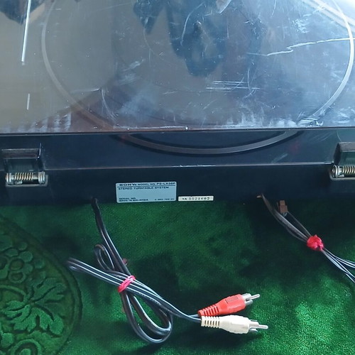 Sony PS-LX56 vintage automatic turntable, belt-drive