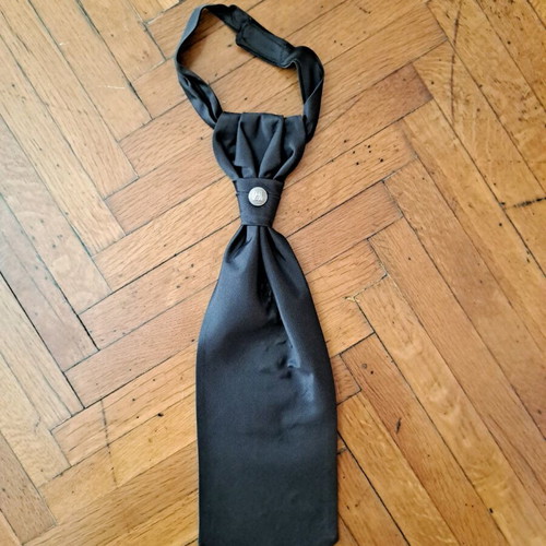 Italian Carlo Pignatelli groom suit like new with shirt, tie and belt