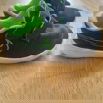  Nike sneakers grey and green , Size 25