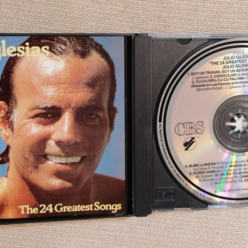 Julio Iglesias The 24 Greatest Songs CD like new, Latin